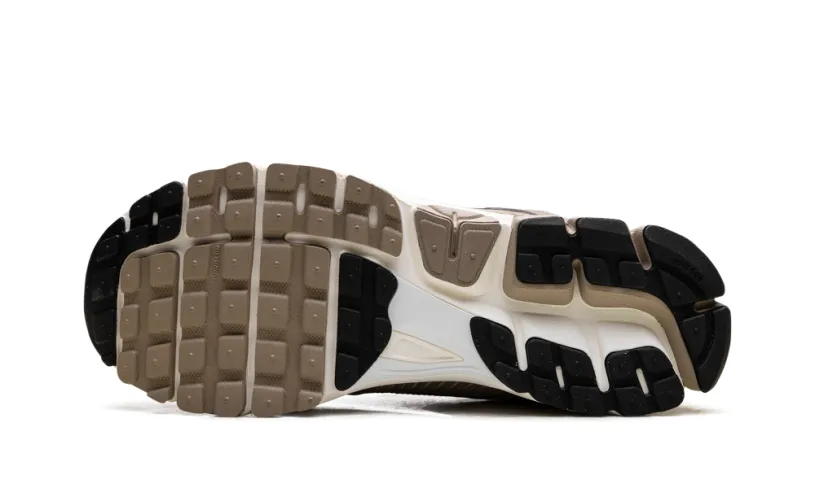 Nike Lifestyle Zoom Vomero 5 WMNS 'Khaki Phantom'